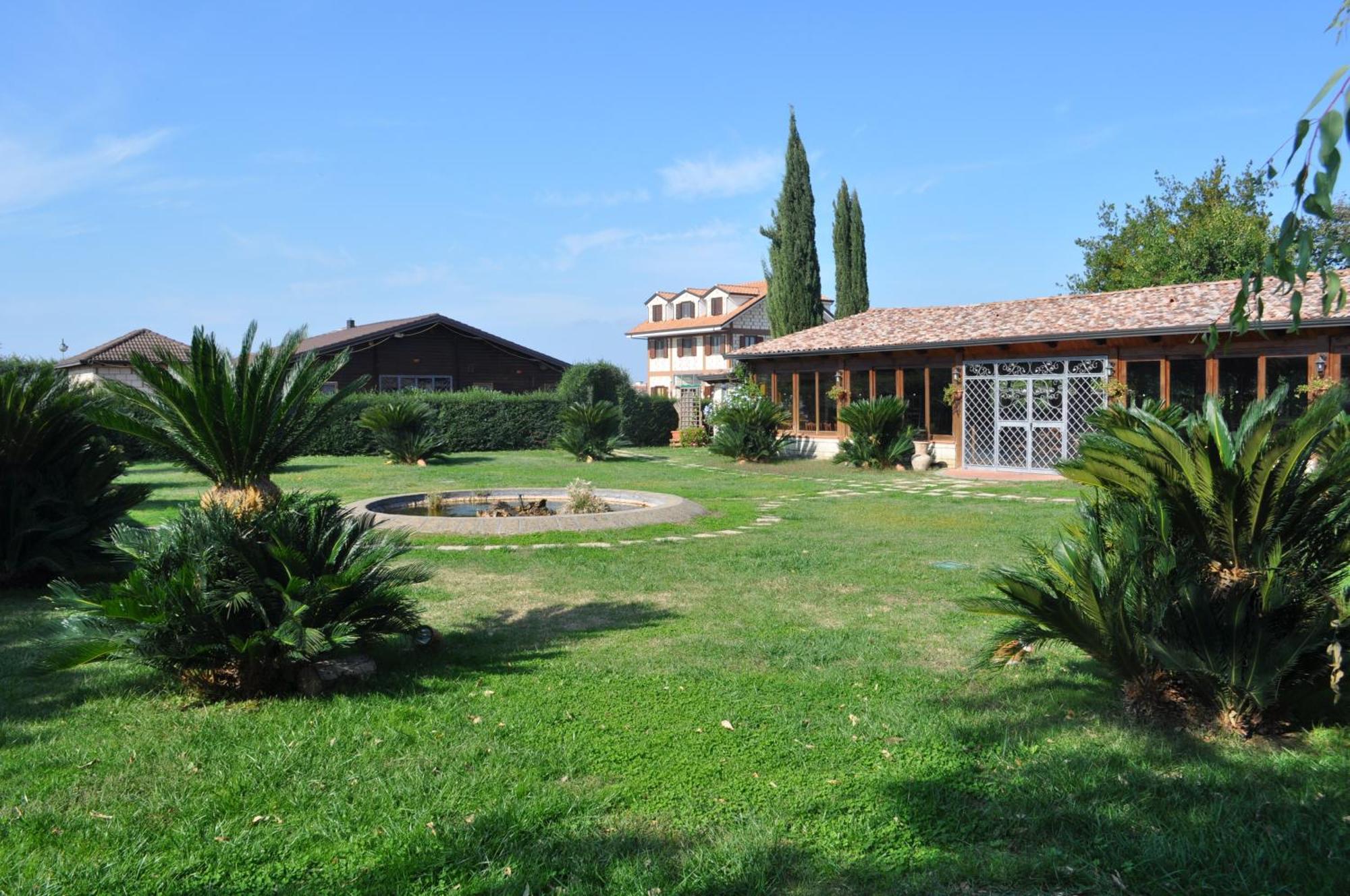 Agriturismo La Colombaia Capua Exterior foto